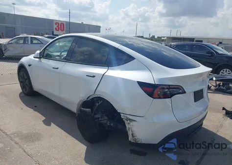 2024 Tesla Model Y Long Range Dual Motor All-Wheel Drive/Rwd from USA, damaged, VIN 7SAYGDED2RF170346